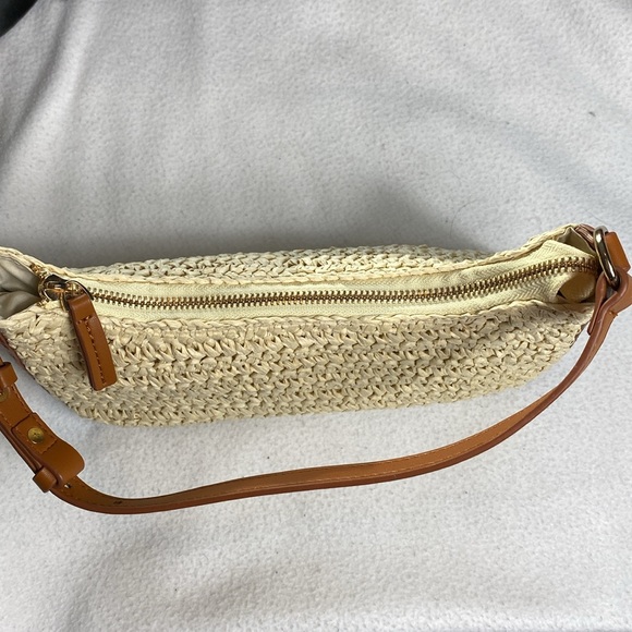 Billini Rattan Bag - Picture 3 of 5